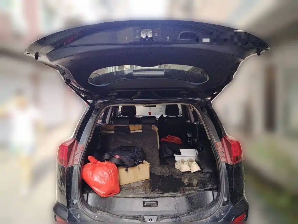 Toyota RAV4 2014 — фото 15