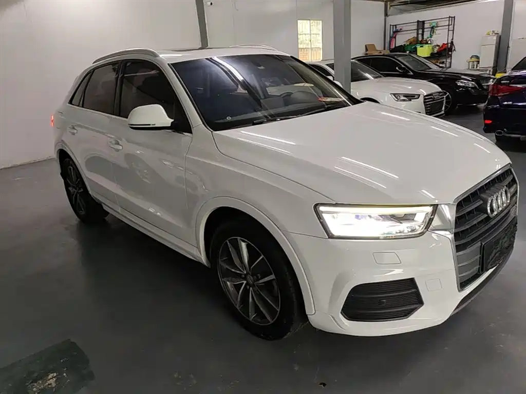 Audi Q3 2018 — фото 4