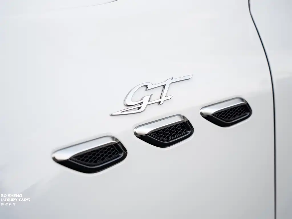 Maserati Grecalegrecale 2023 — фото 15