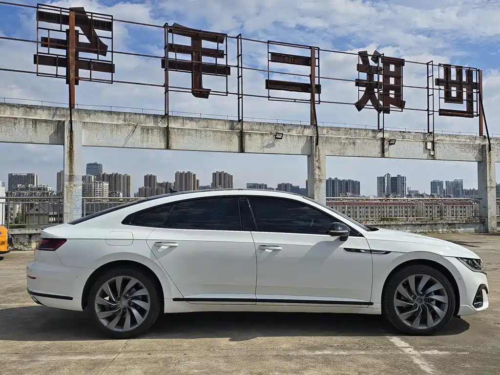 Volkswagen CC 2024