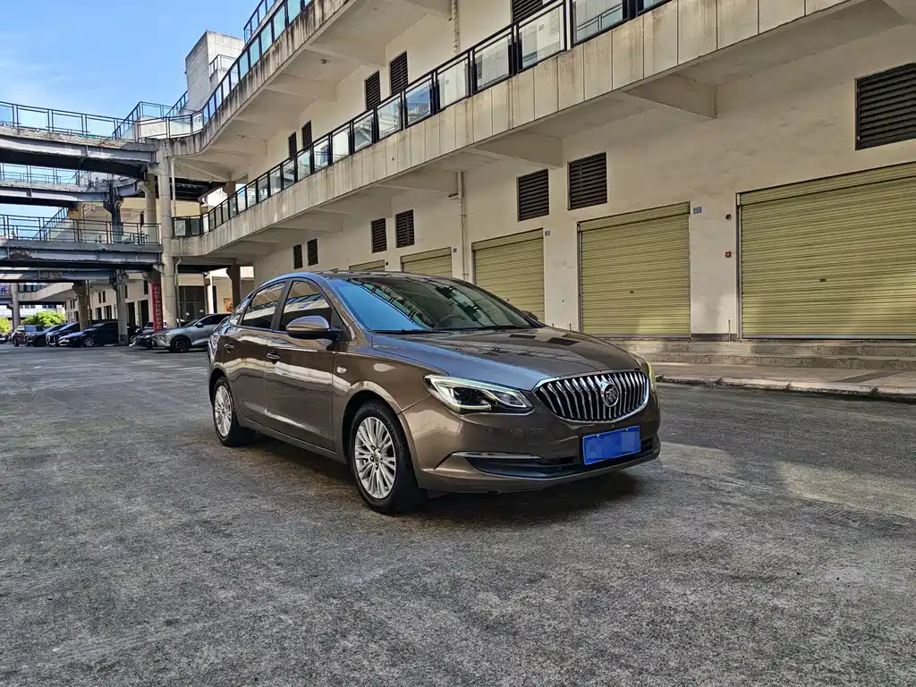 Buick Excelle 2016 — фото 3