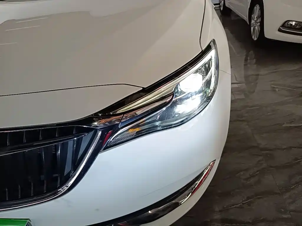 Buick Excelle GT 2022 — фото 24