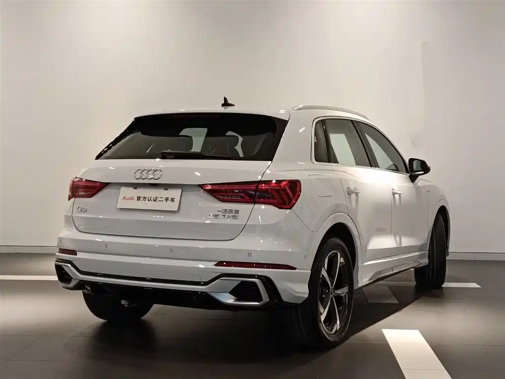 Audi Q3 2024 — фото 4
