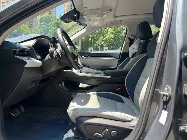 Geely Xingrui 2021