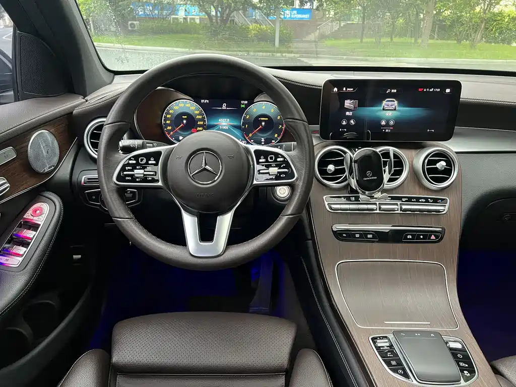 Mercedes-Benz GLC 2021 — фото 10