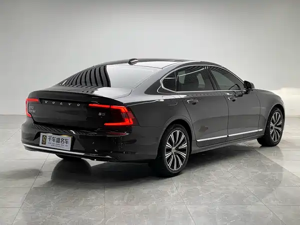 Volvo S90 2021