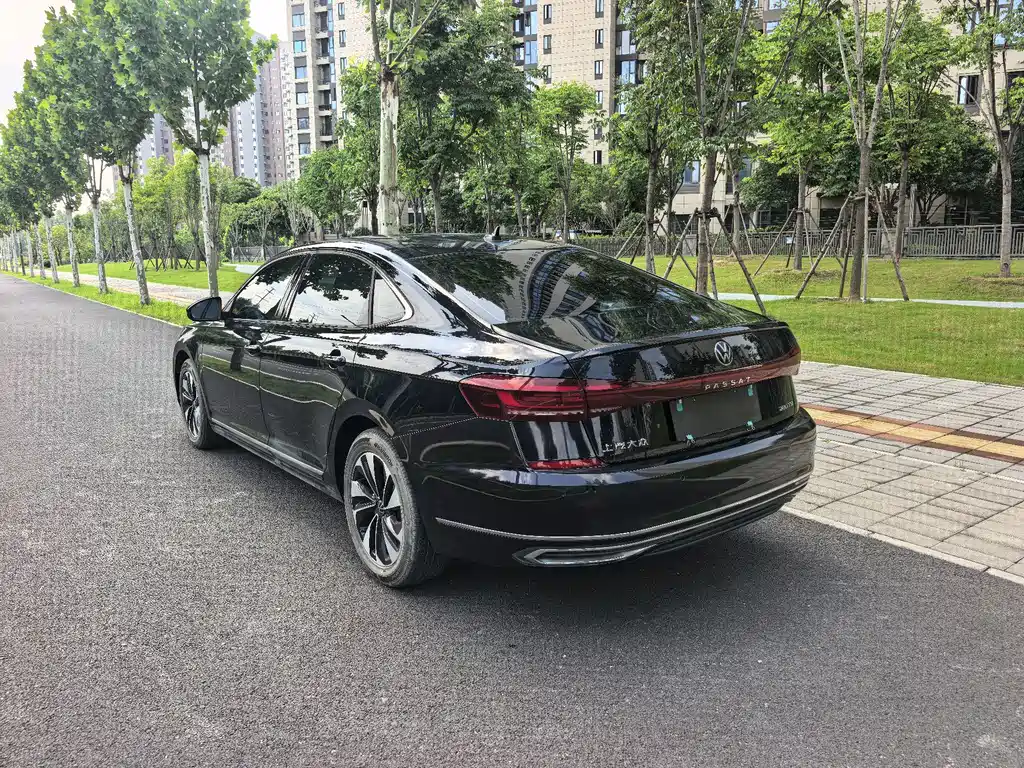Volkswagen Passat 2024