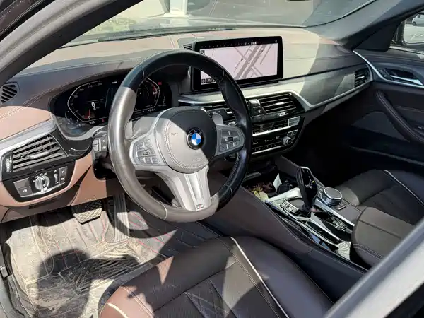 BMW 5 Series 2023