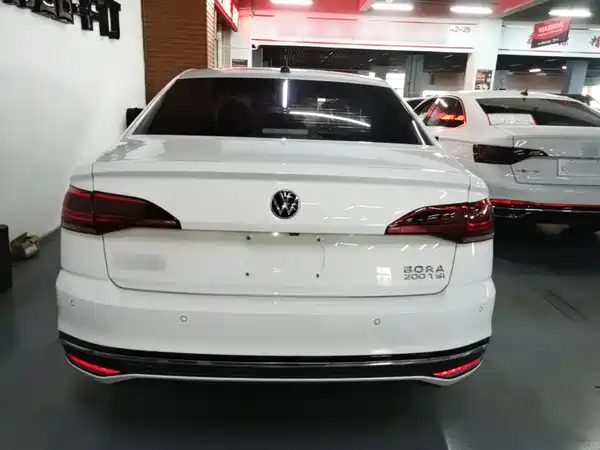 Volkswagen Bora 2023