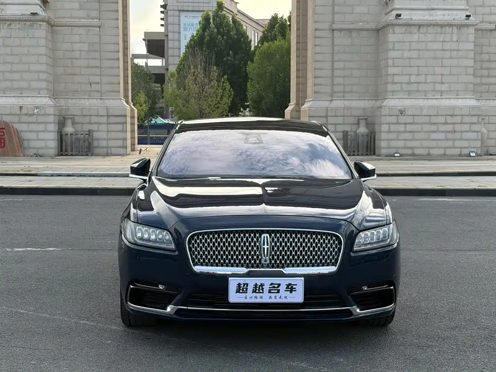 Lincoln Continental 2020 — фото 2