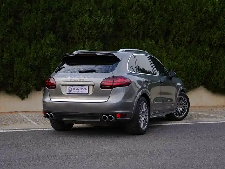 Porsche Cayenne 2012