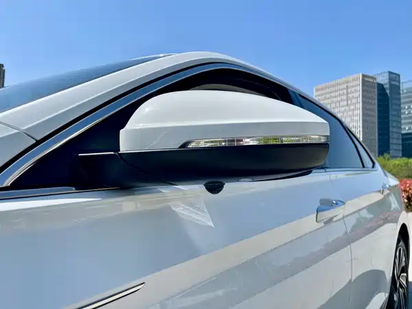 Volkswagen Sagitar 2022