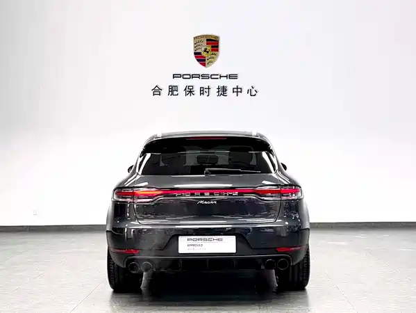 Porsche Macan 2021