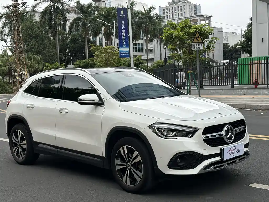 Mercedes-Benz GLA 2023 — фото 3