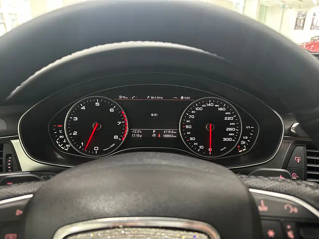 Audi A6L 2015 — фото 12