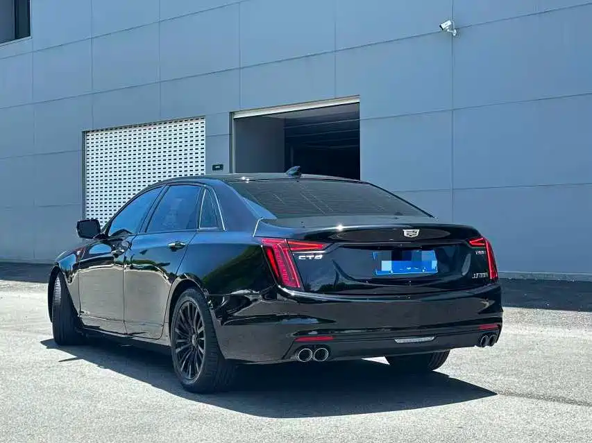 Cadillac CT6 2022 — фото 8