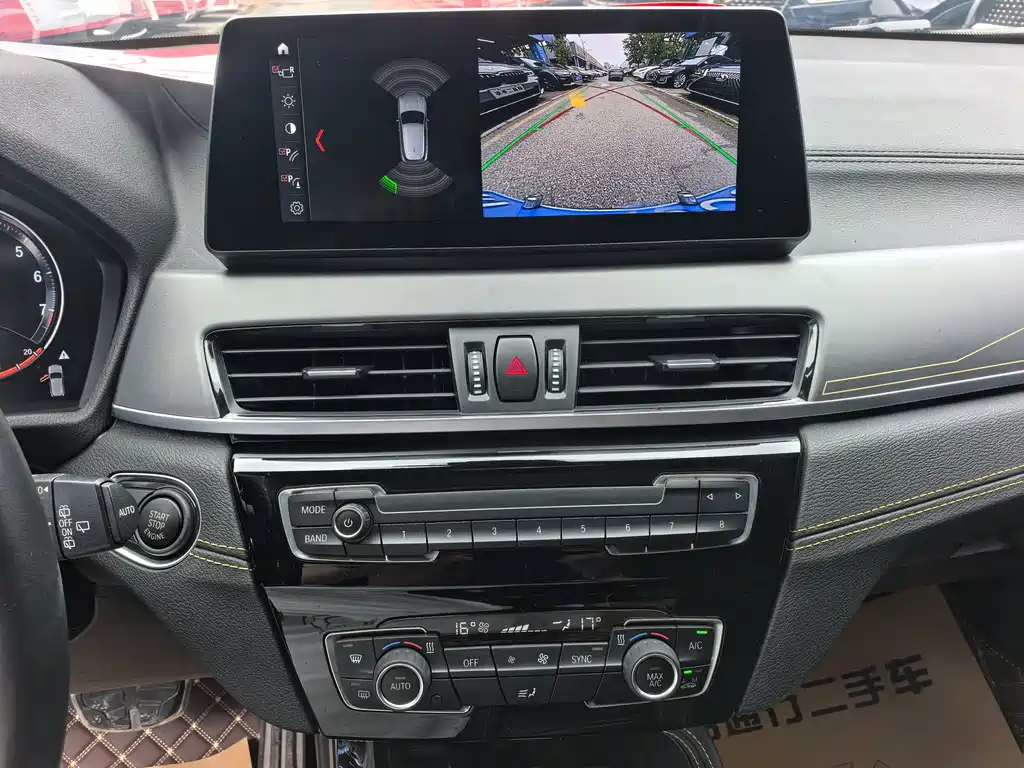BMW X2 2023 — фото 12