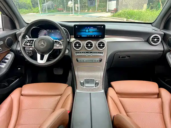 Mercedes-Benz GLC 2020