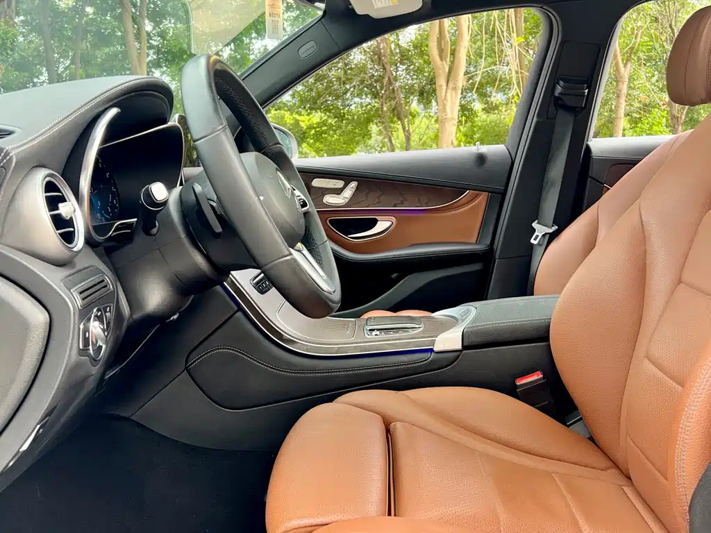 Mercedes-Benz GLC 2020 — фото 11