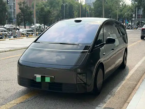Li Auto MEGA 2026