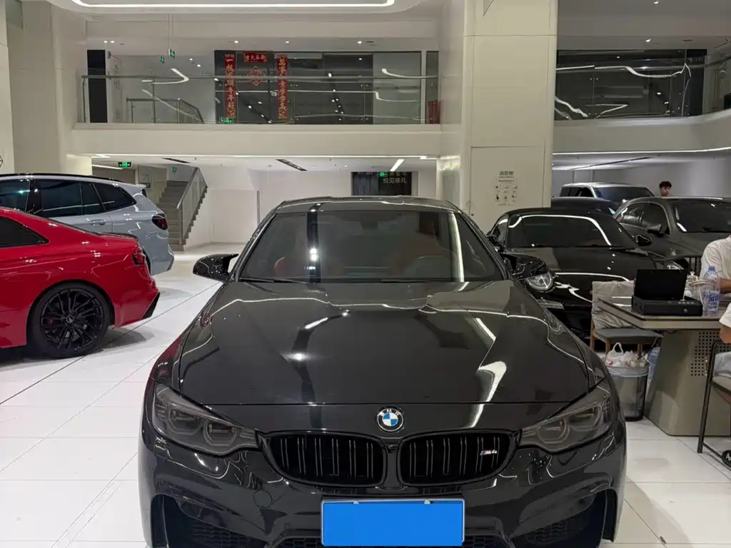 BMW M4 2016 — фото 1