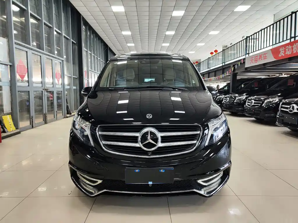 Mercedes-Benz V-Class 2020 — фото 2