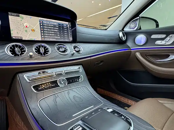 Mercedes-Benz E-Class 2020