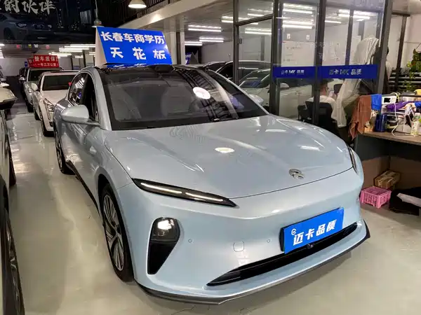 NIO ET5 2025
