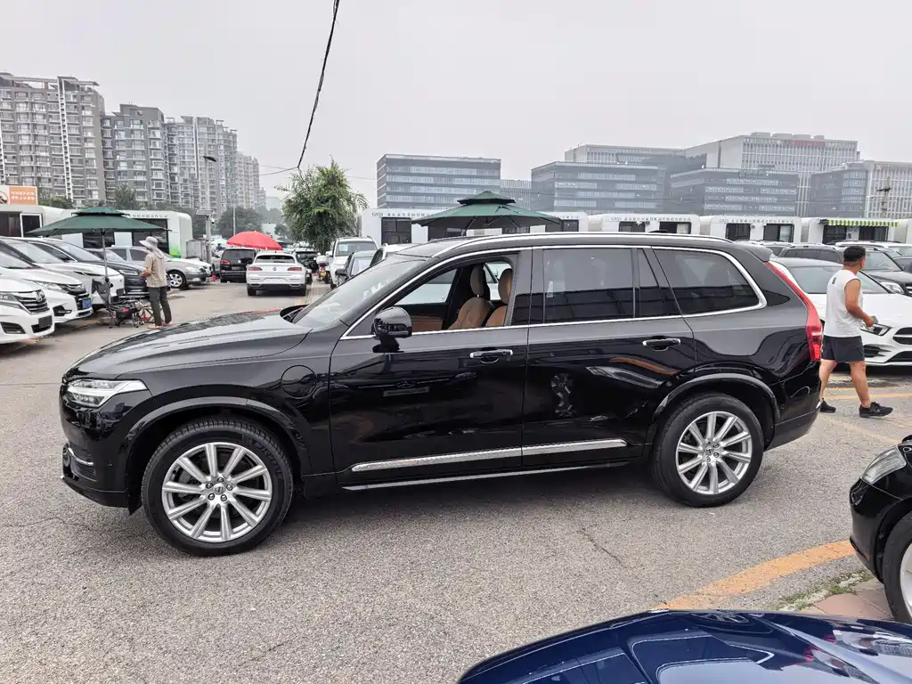 Volvo XC90 PHEV 2018