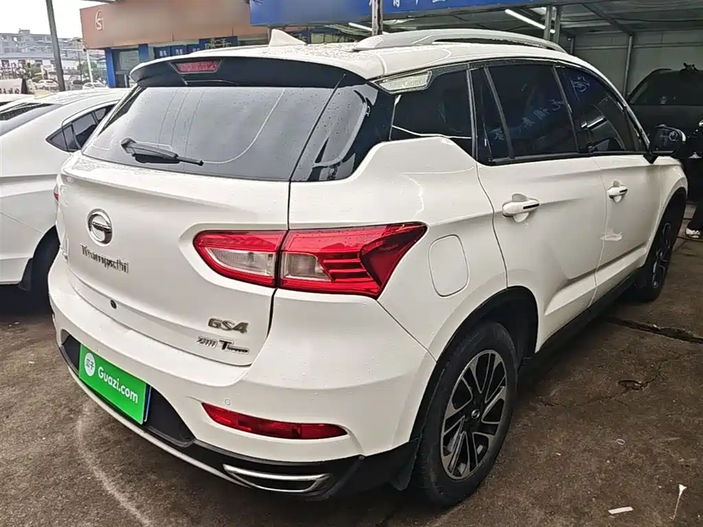 GAC Motor Trumpchi GS4 2017 — фото 7