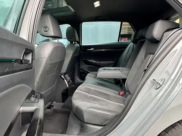 Volkswagen Golf 2024