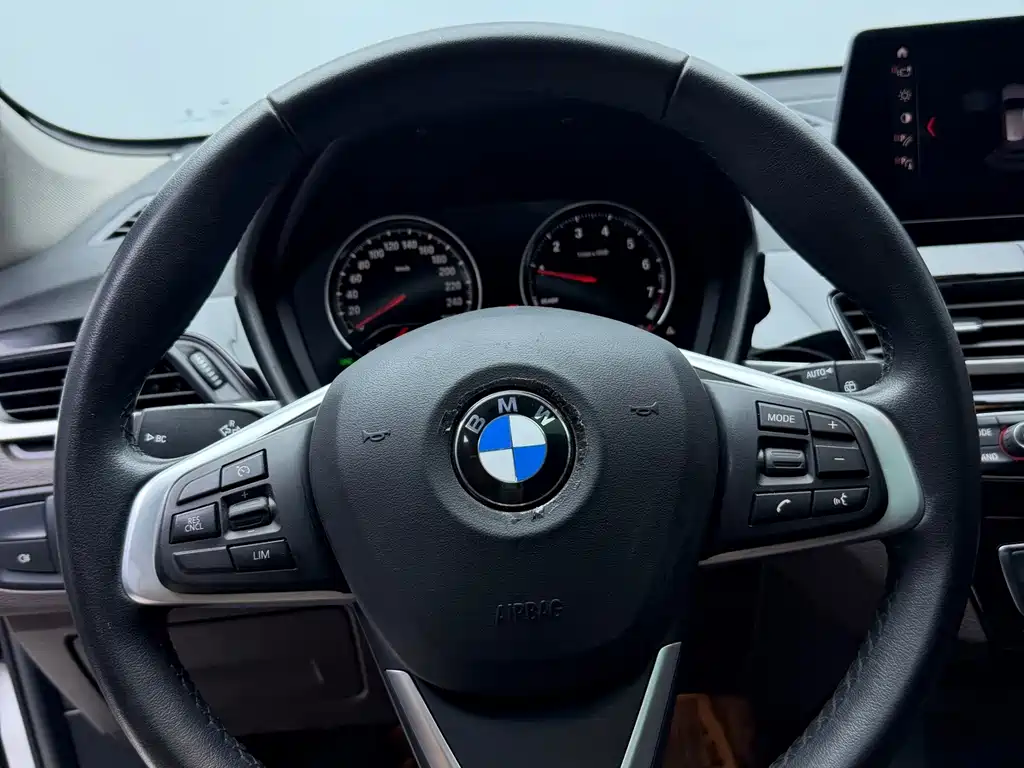 BMW X1 2023 — фото 14