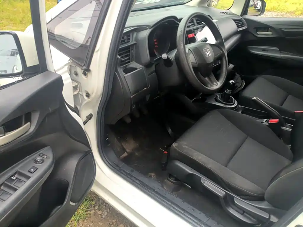 Honda Fit 2018 — фото 16