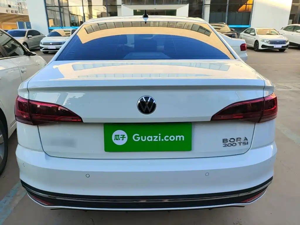 Volkswagen Bora 2024