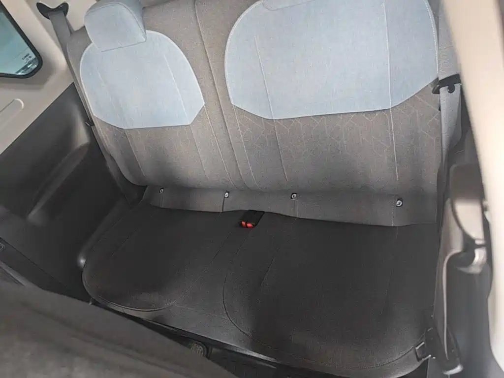 Geely Galaxy Panda 2025 — фото 17
