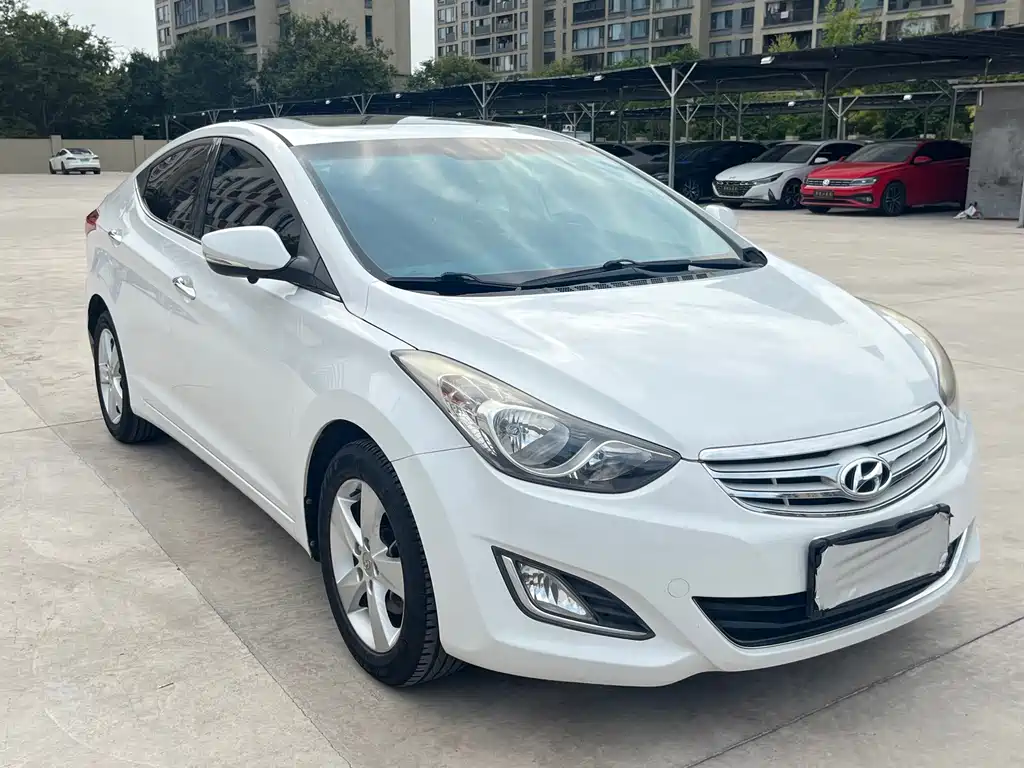 Hyundai Elantra 2014