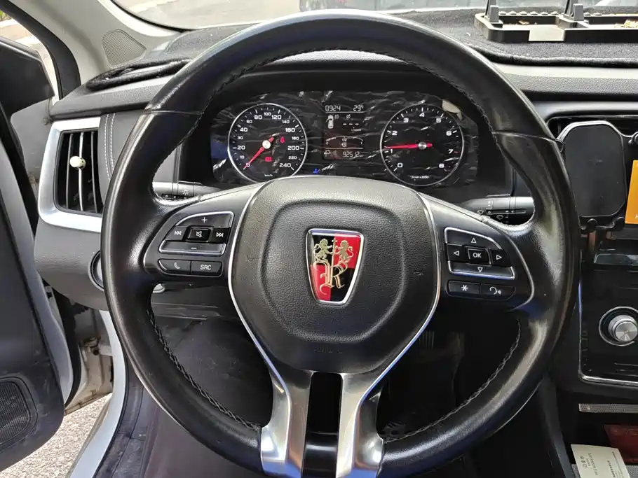 Roewe i6 Classic 2018 — фото 15