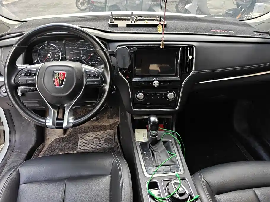 Roewe i6 Classic 2018 — фото 12