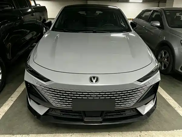 Changan UNI-V 2022