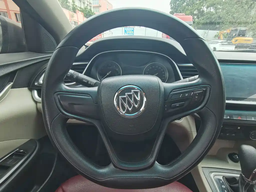 Buick Excelle 2017 — фото 16