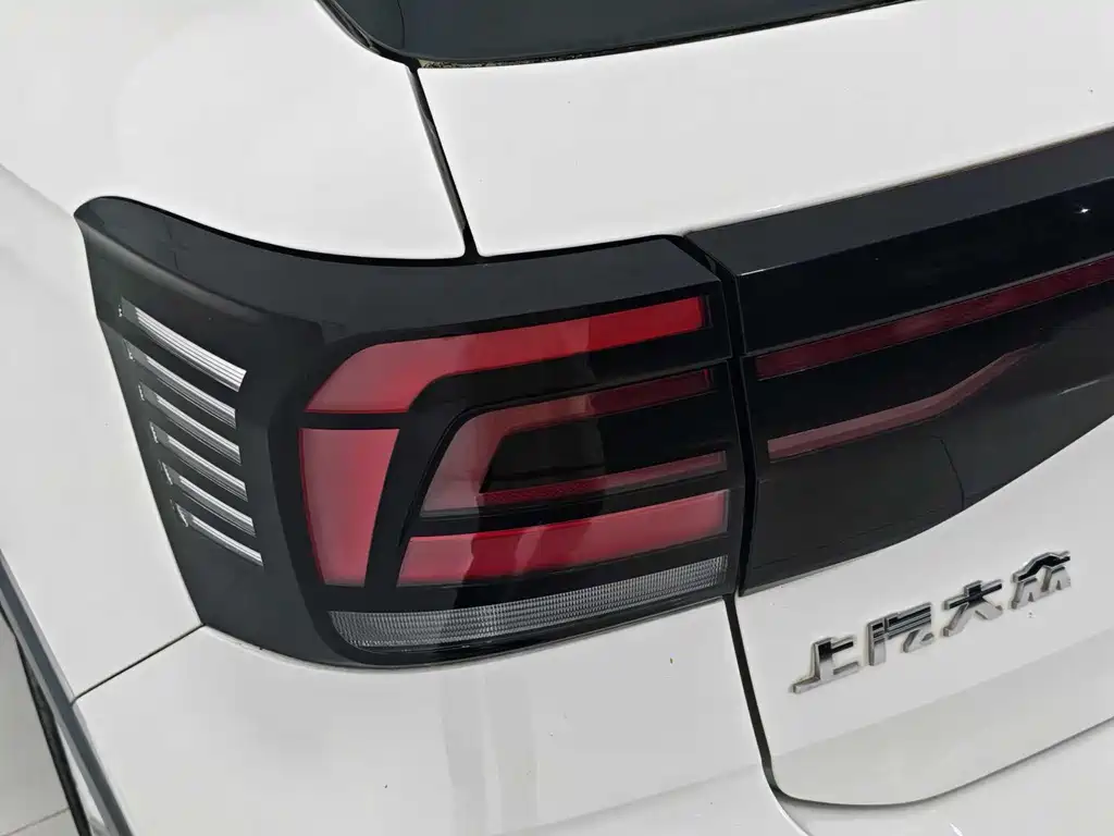 Volkswagen T-Cross 2020 — фото 18