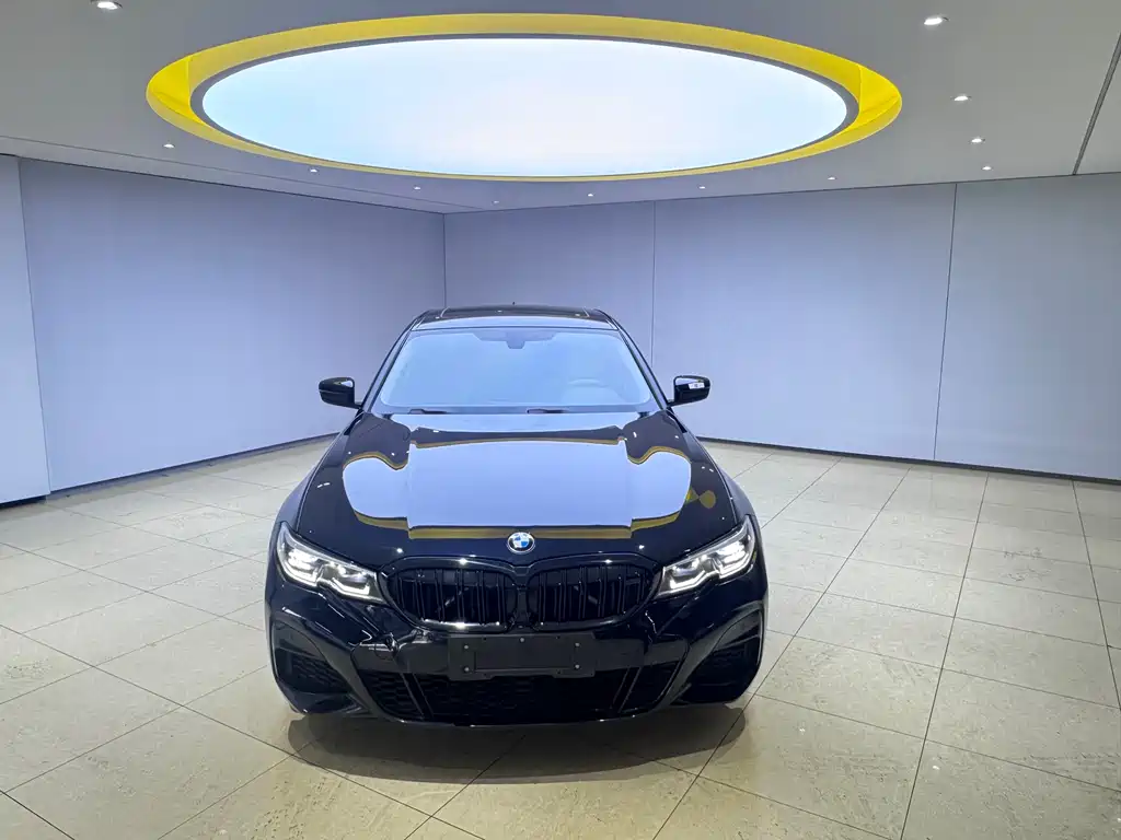 BMW 3 Series 2021