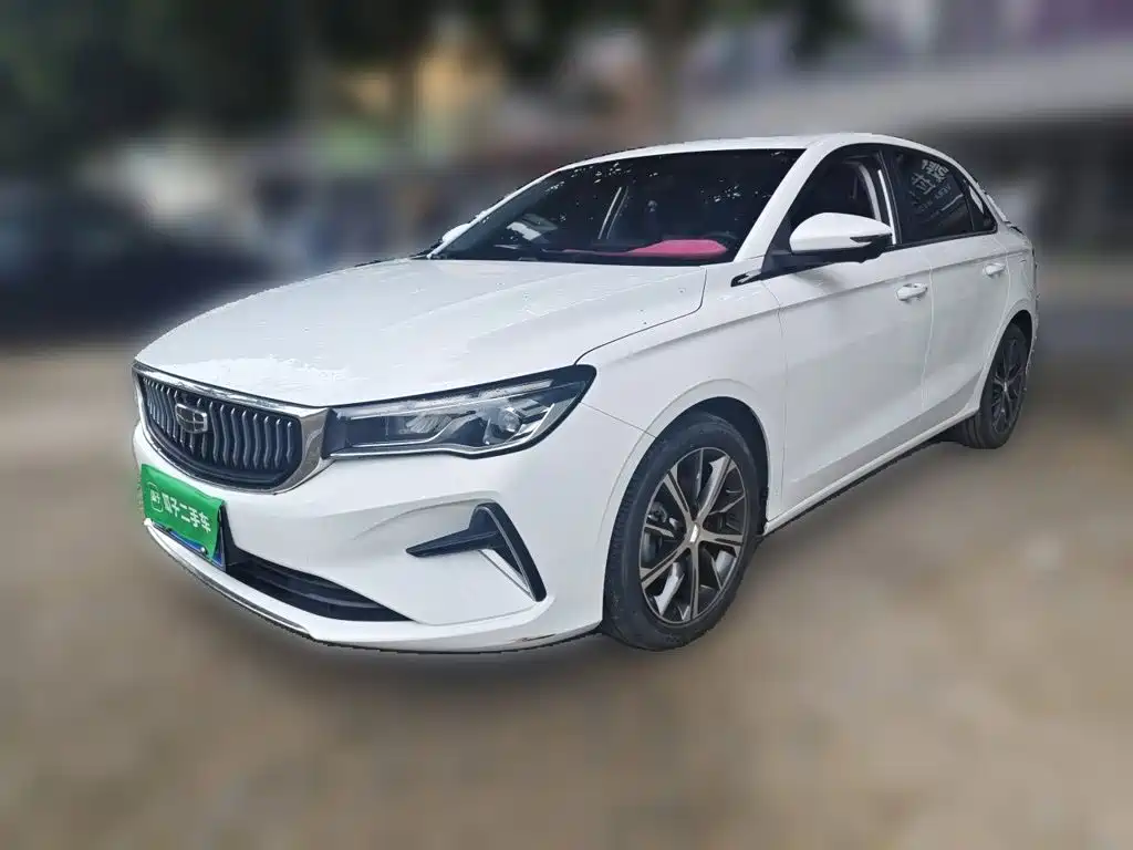 Geely Emgrand 2023