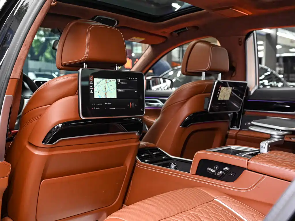 BMW 7 Series 2022 — фото 15