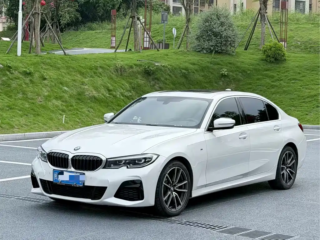 BMW 3 Series 2021