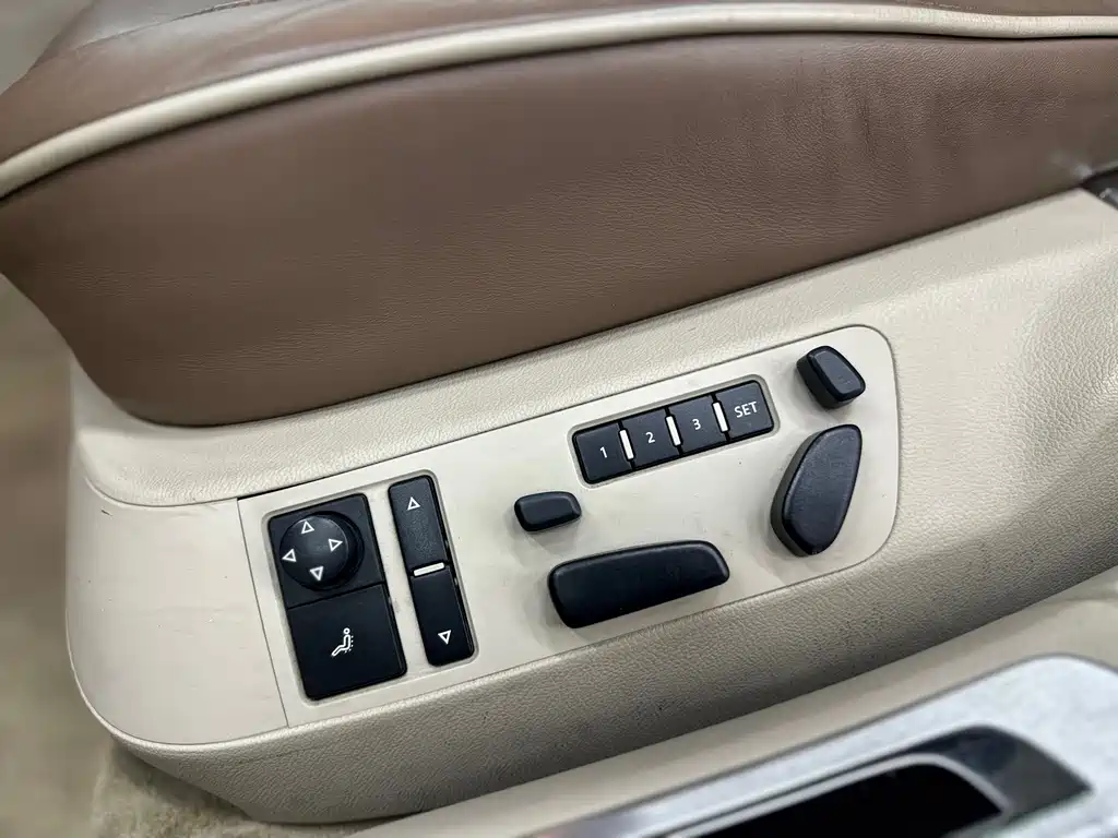 Volkswagen Phaeton 2014 — фото 15