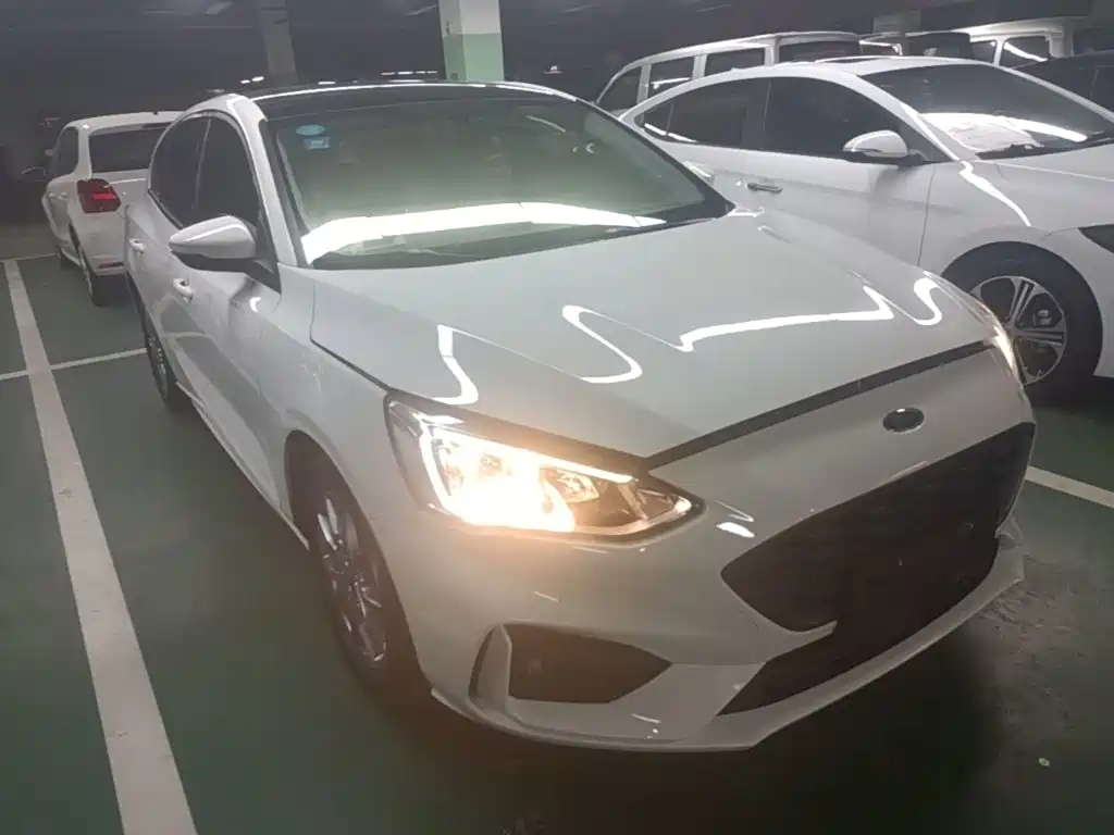 Ford Focus 2020 — фото 4