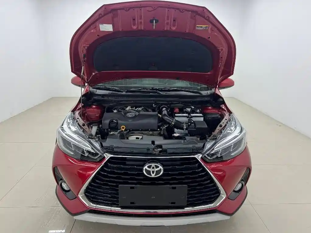 Toyota Yaris L 2022