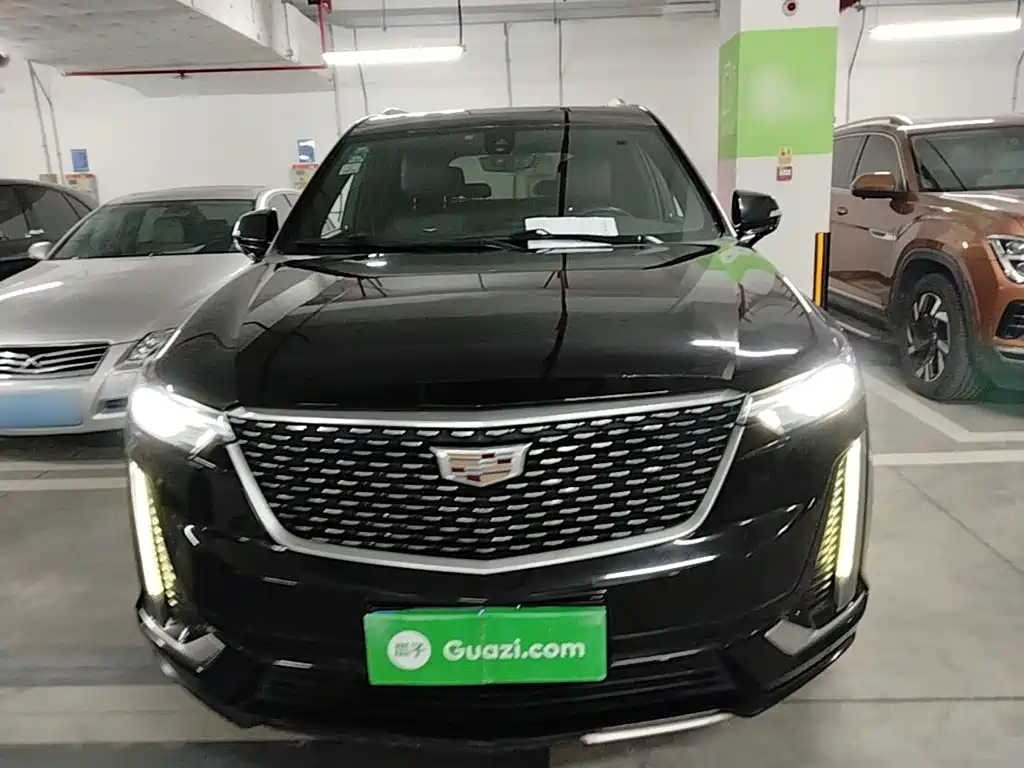 Cadillac XT6 2020 — фото 3