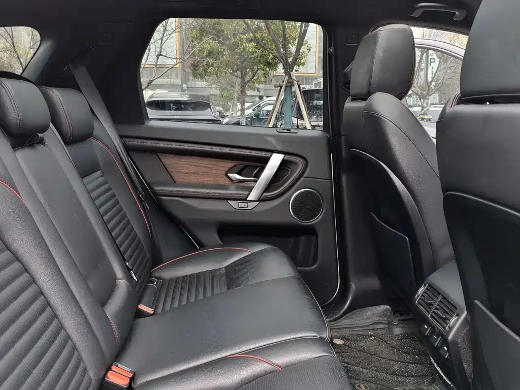 Land Rover Discovery Sport 2022 — фото 14